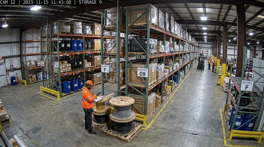 Warehouse Worker - mobile Photographer: Dwayne Senior/Bloomberg